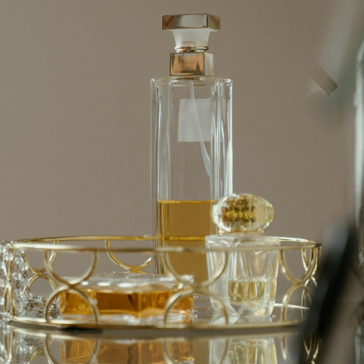 You’re Glowing Diffuser Oil – Saffron, Jasmine & Amberwood (2 oz)