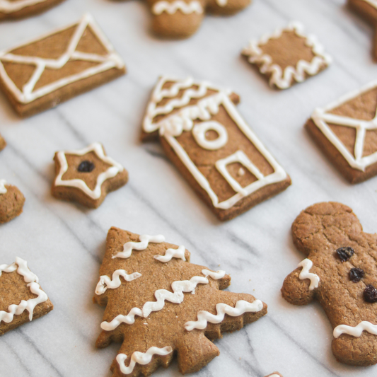 Catch Me If You Can – Holiday Candle with Gingerbread, Cinnamon & Nutmeg | 9 oz Coconut Soy